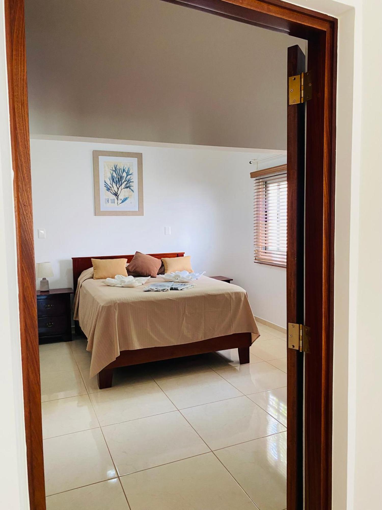 Casa Blanca - White House Apartment Cabarete Exterior photo